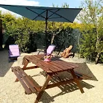 La Girouardiere Bed & Breakfast