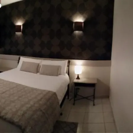 La Girouardiere Bed & Breakfast