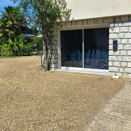 Alojamento de Acomodação e Pequeno-almoço La Girouardiere 4*