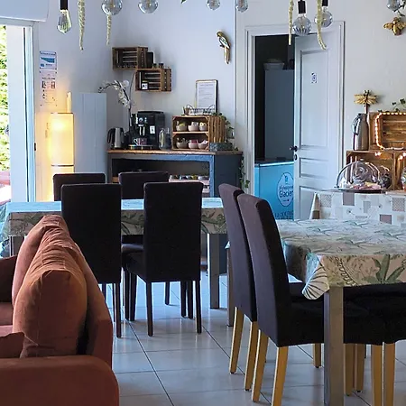La Girouardiere Bed & Breakfast 4*