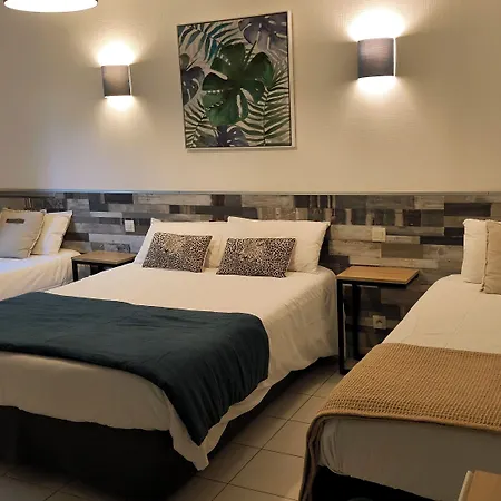 La Girouardiere Bed & Breakfast 4*