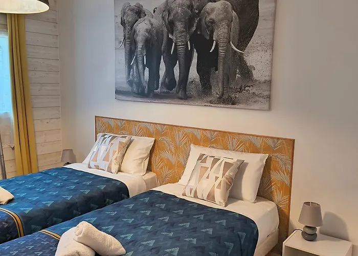 La Girouardière Couette-café 4*