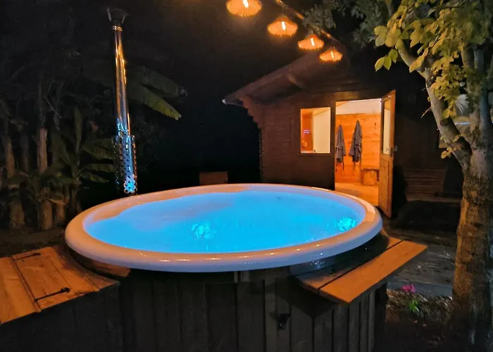 ベッド・アンド・ブレックファスト La Girouardiere